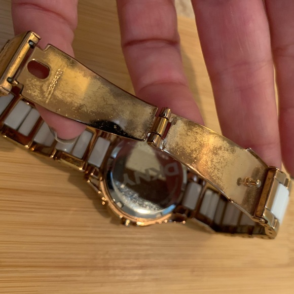 DKNY Women’s Watch - Picture 5 of 5